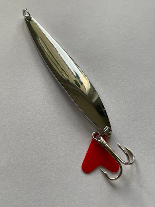 spoon-shaped tackle